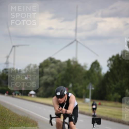 16.06.2024 - 26. Vierlanden-Triathlon Jannik Wohlers http://msf.ph/oto/6266528 16.06.2024 10:36:54 Radfahren 22, 125, 143, 151 meine-sportfotos.de