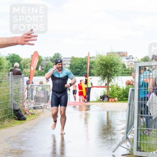 16.06.2024 - 7 Türme Triathlon MichiJ http://msf.ph/oto/6266538 16.06.2024 11:28:12 Schwimmen 236, 251, 258, 266 meine-sportfotos.de
