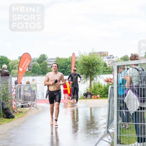 16.06.2024 - 7 Türme Triathlon MichiJ http://msf.ph/oto/6266548 16.06.2024 11:28:19 Schwimmen 236, 251, 258, 266 meine-sportfotos.de