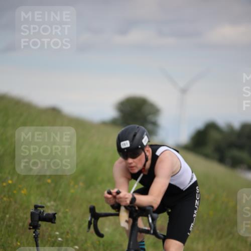 16.06.2024 - 26. Vierlanden-Triathlon Jannik Wohlers http://msf.ph/oto/6266551 16.06.2024 10:36:55 Radfahren 125, 143, 151 meine-sportfotos.de