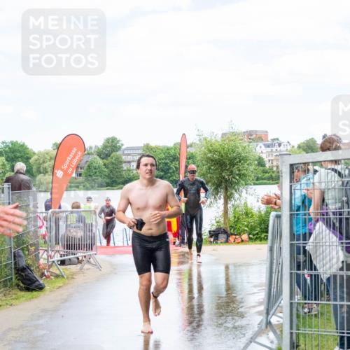 16.06.2024 - 7 Türme Triathlon MichiJ http://msf.ph/oto/6266552 16.06.2024 11:28:20 Schwimmen 236, 251, 258, 266 meine-sportfotos.de
