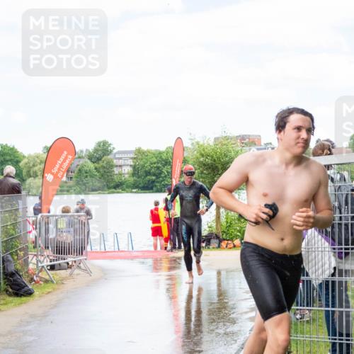 16.06.2024 - 7 Türme Triathlon MichiJ http://msf.ph/oto/6266561 16.06.2024 11:28:21 Schwimmen 236, 251, 258, 266 meine-sportfotos.de