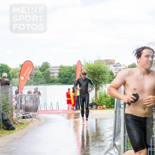 16.06.2024 - 7 Türme Triathlon MichiJ http://msf.ph/oto/6266563 16.06.2024 11:28:21 Schwimmen 236, 251, 258, 266 meine-sportfotos.de