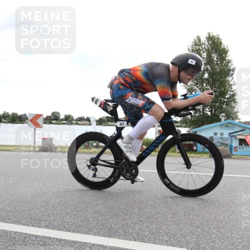 16.06.2024 - 26. Vierlanden-Triathlon Jannik Wohlers http://msf.ph/oto/6266567 16.06.2024 10:17:37 Radfahren 8, 20, 35, 47, 164 meine-sportfotos.de