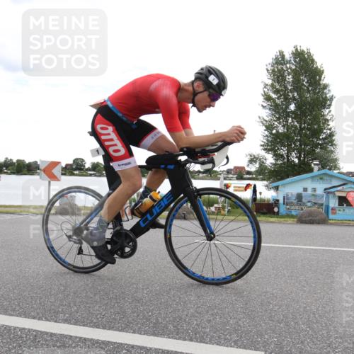 16.06.2024 - 26. Vierlanden-Triathlon Jannik Wohlers http://msf.ph/oto/6266584 16.06.2024 10:19:24 Radfahren 1, 24, 84, 166 meine-sportfotos.de