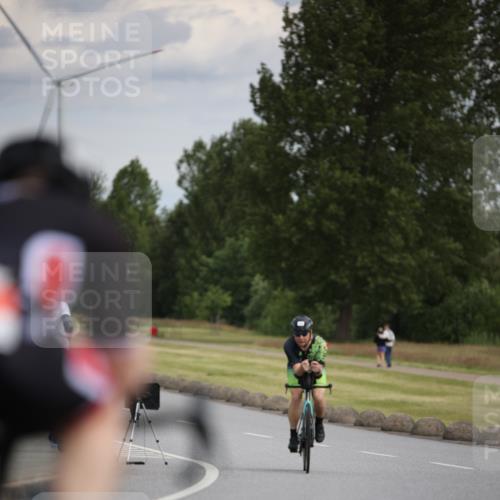 16.06.2024 - 26. Vierlanden-Triathlon Jannik Wohlers http://msf.ph/oto/6266604 16.06.2024 10:37:29 Radfahren 46, 54, 132, 171 meine-sportfotos.de