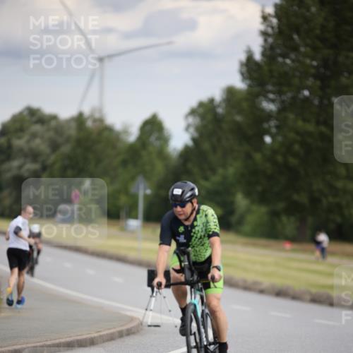 16.06.2024 - 26. Vierlanden-Triathlon Jannik Wohlers http://msf.ph/oto/6266629 16.06.2024 10:37:31 Radfahren 46, 54, 132, 171 meine-sportfotos.de