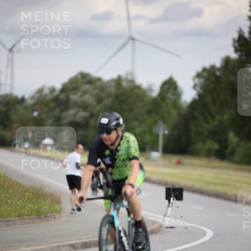 16.06.2024 - 26. Vierlanden-Triathlon Jannik Wohlers http://msf.ph/oto/6266646 16.06.2024 10:37:32 Radfahren 46, 54, 132, 171, 204 meine-sportfotos.de