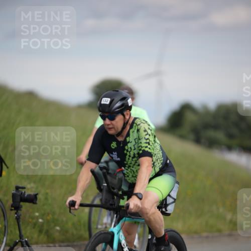16.06.2024 - 26. Vierlanden-Triathlon Jannik Wohlers http://msf.ph/oto/6266682 16.06.2024 10:37:32 Radfahren 46, 54, 132, 171, 204 meine-sportfotos.de