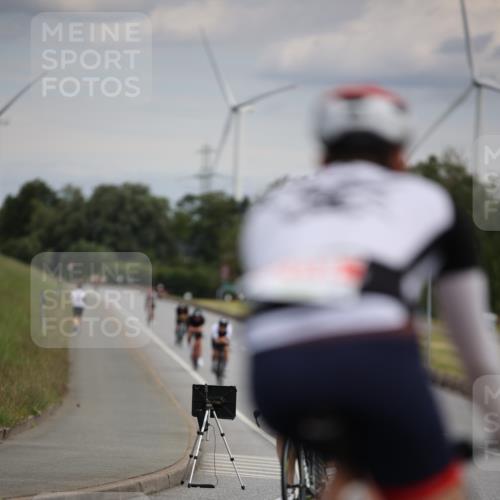 16.06.2024 - 26. Vierlanden-Triathlon Jannik Wohlers http://msf.ph/oto/6266701 16.06.2024 10:38:02 Radfahren 208, 225 meine-sportfotos.de