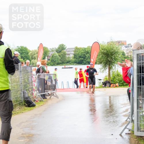 16.06.2024 - 7 Türme Triathlon MichiJ http://msf.ph/oto/6266710 16.06.2024 11:34:01 Schwimmen 224 meine-sportfotos.de