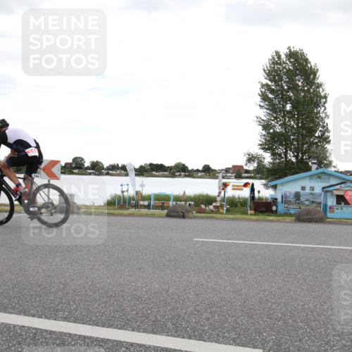 16.06.2024 - 26. Vierlanden-Triathlon Jannik Wohlers http://msf.ph/oto/6266766 16.06.2024 10:21:10 Radfahren 144, 147, 160, 184, 223 meine-sportfotos.de