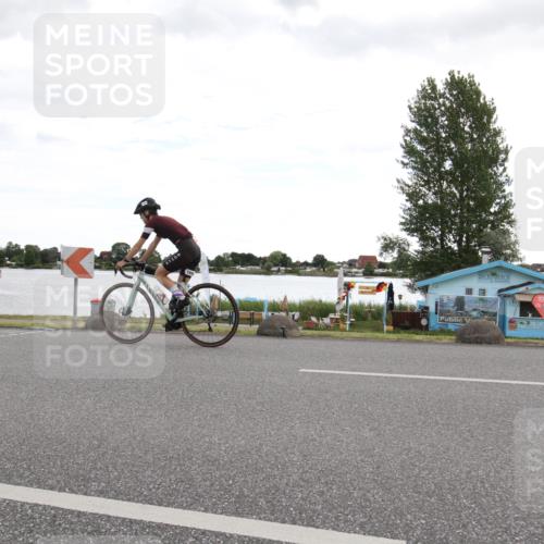 16.06.2024 - 26. Vierlanden-Triathlon Jannik Wohlers http://msf.ph/oto/6266778 16.06.2024 10:21:44 Radfahren 52, 65, 189 meine-sportfotos.de