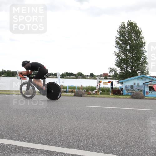16.06.2024 - 26. Vierlanden-Triathlon Jannik Wohlers http://msf.ph/oto/6266781 16.06.2024 10:21:51 Radfahren 166, 177 meine-sportfotos.de