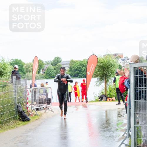 16.06.2024 - 7 Türme Triathlon MichiJ http://msf.ph/oto/6266784 16.06.2024 11:35:06 Schwimmen 244 meine-sportfotos.de