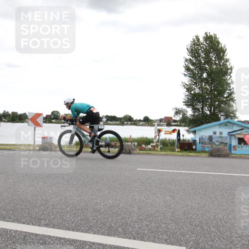 16.06.2024 - 26. Vierlanden-Triathlon Jannik Wohlers http://msf.ph/oto/6266792 16.06.2024 10:22:33 Radfahren 7, 90, 134 meine-sportfotos.de