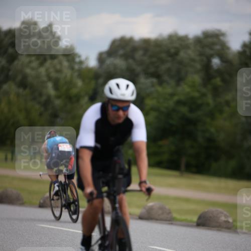 16.06.2024 - 26. Vierlanden-Triathlon Jannik Wohlers http://msf.ph/oto/6266834 16.06.2024 10:39:41 Radfahren 46, 79, 102, 143 meine-sportfotos.de
