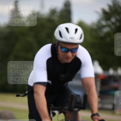 16.06.2024 - 26. Vierlanden-Triathlon Jannik Wohlers http://msf.ph/oto/6266852 16.06.2024 10:39:42 Radfahren 46, 79, 102, 119, 143 meine-sportfotos.de