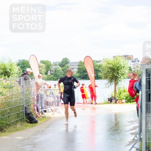 16.06.2024 - 7 Türme Triathlon MichiJ http://msf.ph/oto/6266863 16.06.2024 11:36:28 Schwimmen  meine-sportfotos.de