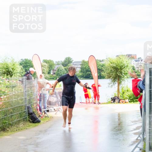 16.06.2024 - 7 Türme Triathlon MichiJ http://msf.ph/oto/6266869 16.06.2024 11:36:29 Schwimmen  meine-sportfotos.de