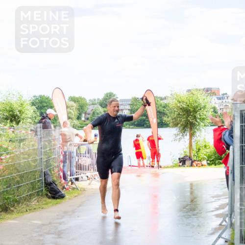 16.06.2024 - 7 Türme Triathlon MichiJ http://msf.ph/oto/6266874 16.06.2024 11:36:29 Schwimmen  meine-sportfotos.de