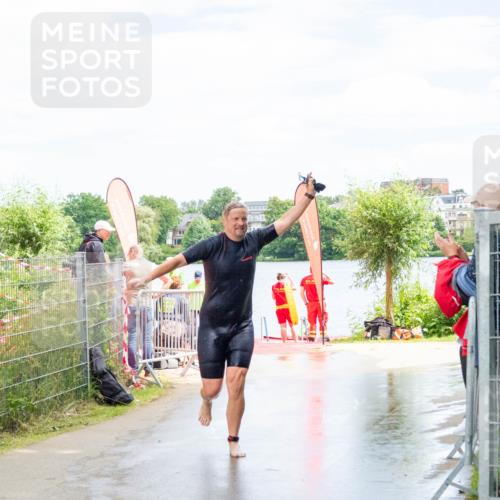 16.06.2024 - 7 Türme Triathlon MichiJ http://msf.ph/oto/6266876 16.06.2024 11:36:29 Schwimmen  meine-sportfotos.de