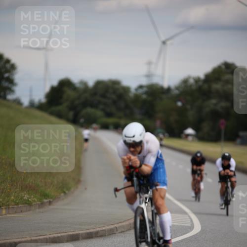 16.06.2024 - 26. Vierlanden-Triathlon Jannik Wohlers http://msf.ph/oto/6266886 16.06.2024 10:38:06 Radfahren 68, 116, 208, 225 meine-sportfotos.de