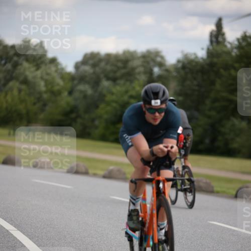 16.06.2024 - 26. Vierlanden-Triathlon Jannik Wohlers http://msf.ph/oto/6266891 16.06.2024 10:39:56 Radfahren 39, 140, 170 meine-sportfotos.de