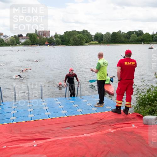 16.06.2024 - 7 Türme Triathlon MichiJ http://msf.ph/oto/6266894 16.06.2024 11:51:55 Schwimmen 542, 554, 587, 606 meine-sportfotos.de