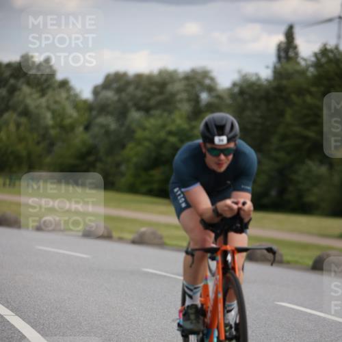 16.06.2024 - 26. Vierlanden-Triathlon Jannik Wohlers http://msf.ph/oto/6266895 16.06.2024 10:39:56 Radfahren 39, 140, 170 meine-sportfotos.de