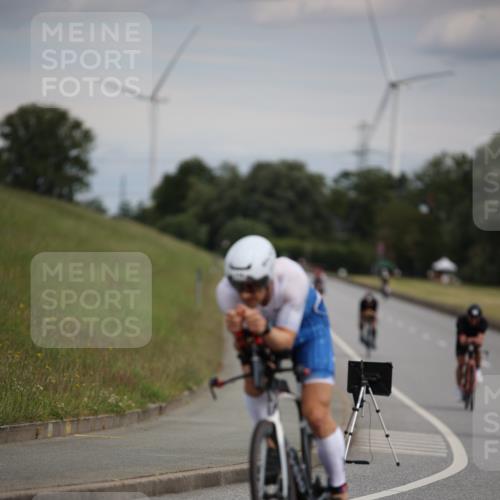 16.06.2024 - 26. Vierlanden-Triathlon Jannik Wohlers http://msf.ph/oto/6266897 16.06.2024 10:38:06 Radfahren 68, 116, 208, 225 meine-sportfotos.de