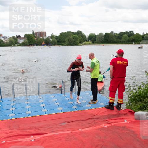 16.06.2024 - 7 Türme Triathlon MichiJ http://msf.ph/oto/6266904 16.06.2024 11:51:57 Schwimmen 542, 554, 587, 606 meine-sportfotos.de