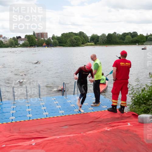16.06.2024 - 7 Türme Triathlon MichiJ http://msf.ph/oto/6266908 16.06.2024 11:51:57 Schwimmen 542, 554, 587, 606 meine-sportfotos.de