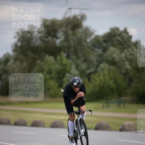16.06.2024 - 26. Vierlanden-Triathlon Jannik Wohlers http://msf.ph/oto/6266917 16.06.2024 10:41:11 Radfahren 67, 71, 217, 225 meine-sportfotos.de