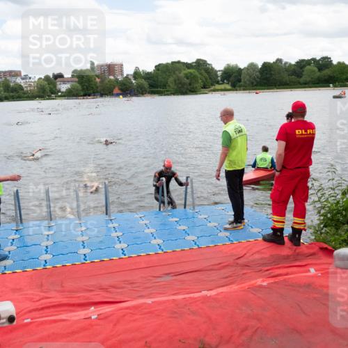 16.06.2024 - 7 Türme Triathlon MichiJ http://msf.ph/oto/6266921 16.06.2024 11:52:02 Schwimmen 542, 554, 587, 606 meine-sportfotos.de