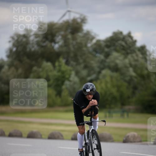 16.06.2024 - 26. Vierlanden-Triathlon Jannik Wohlers http://msf.ph/oto/6266926 16.06.2024 10:41:11 Radfahren 67, 71, 217, 225 meine-sportfotos.de