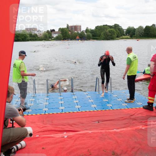16.06.2024 - 7 Türme Triathlon MichiJ http://msf.ph/oto/6266932 16.06.2024 11:52:04 Schwimmen 542, 554, 559, 587, 606 meine-sportfotos.de