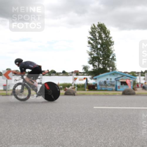 16.06.2024 - 26. Vierlanden-Triathlon Jannik Wohlers http://msf.ph/oto/6266937 16.06.2024 10:24:26 Radfahren 55, 84, 177, 186 meine-sportfotos.de