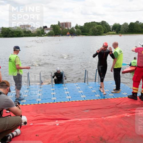 16.06.2024 - 7 Türme Triathlon MichiJ http://msf.ph/oto/6266938 16.06.2024 11:52:05 Schwimmen 542, 554, 559, 587, 606 meine-sportfotos.de