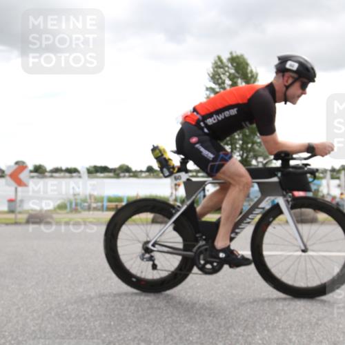 16.06.2024 - 26. Vierlanden-Triathlon Jannik Wohlers http://msf.ph/oto/6266944 16.06.2024 10:24:43 Radfahren 52, 60, 97 meine-sportfotos.de
