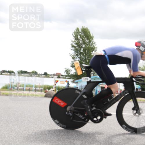 16.06.2024 - 26. Vierlanden-Triathlon Jannik Wohlers http://msf.ph/oto/6266950 16.06.2024 10:25:20 Radfahren 13, 145, 176 meine-sportfotos.de