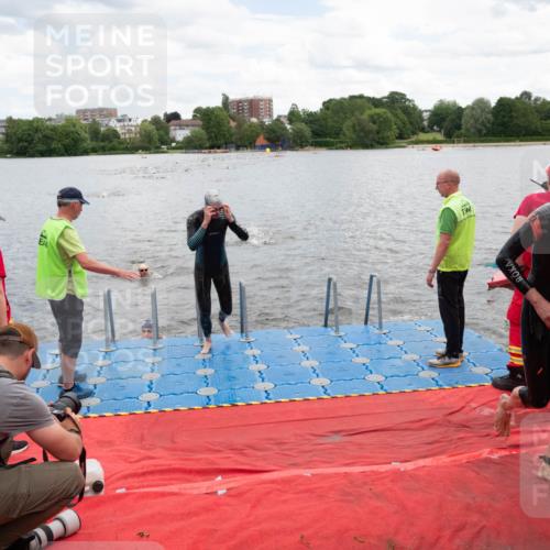 16.06.2024 - 7 Türme Triathlon MichiJ http://msf.ph/oto/6266951 16.06.2024 11:52:07 Schwimmen 542, 554, 559, 587, 606 meine-sportfotos.de