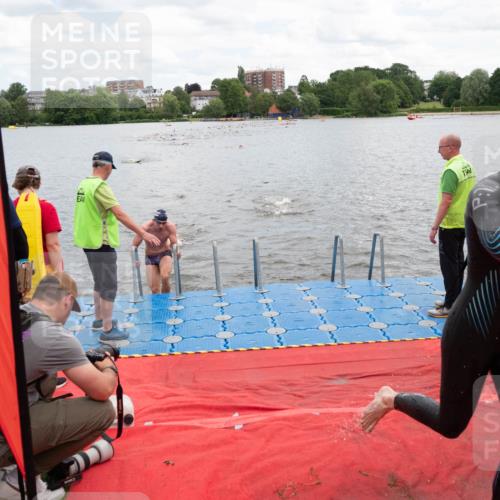 16.06.2024 - 7 Türme Triathlon MichiJ http://msf.ph/oto/6266963 16.06.2024 11:52:09 Schwimmen 542, 554, 559, 587, 606 meine-sportfotos.de
