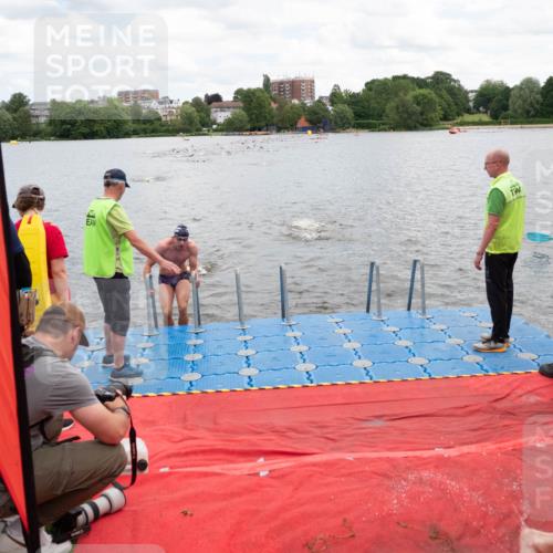 16.06.2024 - 7 Türme Triathlon MichiJ http://msf.ph/oto/6266965 16.06.2024 11:52:09 Schwimmen 542, 554, 559, 587, 606 meine-sportfotos.de