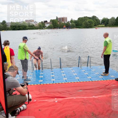 16.06.2024 - 7 Türme Triathlon MichiJ http://msf.ph/oto/6266968 16.06.2024 11:52:09 Schwimmen 542, 554, 559, 587, 606 meine-sportfotos.de