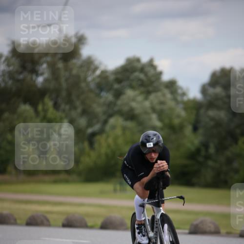 16.06.2024 - 26. Vierlanden-Triathlon Jannik Wohlers http://msf.ph/oto/6266974 16.06.2024 10:41:12 Radfahren 67, 71, 217, 225 meine-sportfotos.de