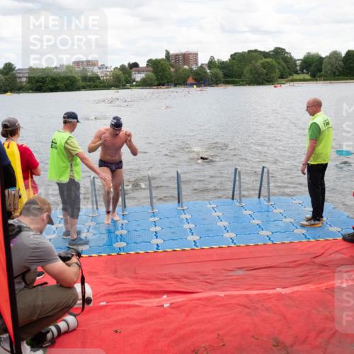 16.06.2024 - 7 Türme Triathlon MichiJ http://msf.ph/oto/6266979 16.06.2024 11:52:10 Schwimmen 542, 554, 559, 587, 606 meine-sportfotos.de