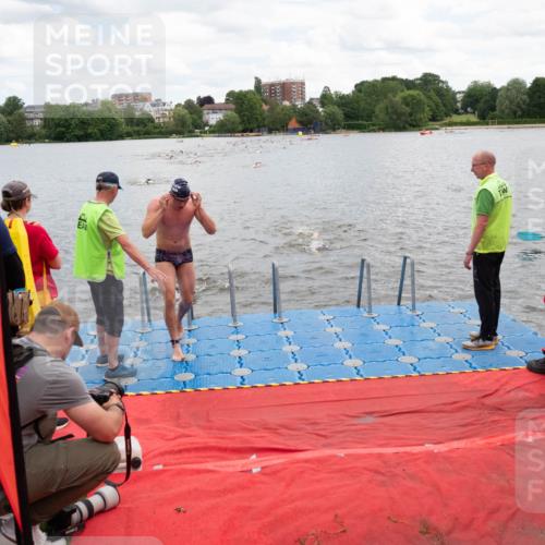 16.06.2024 - 7 Türme Triathlon MichiJ http://msf.ph/oto/6266981 16.06.2024 11:52:11 Schwimmen 139, 542, 554, 559, 587, 606 meine-sportfotos.de