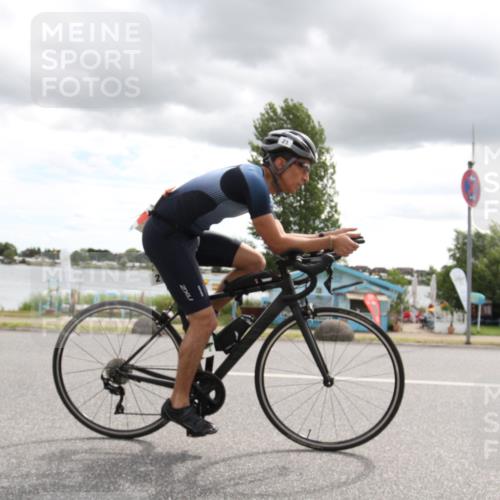 16.06.2024 - 26. Vierlanden-Triathlon Jannik Wohlers http://msf.ph/oto/6267001 16.06.2024 10:27:26 Radfahren 21 meine-sportfotos.de