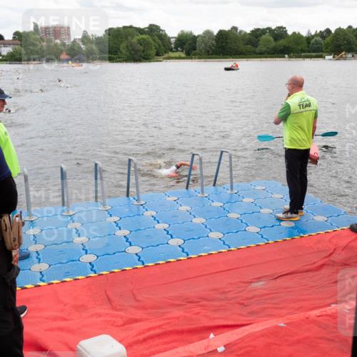 16.06.2024 - 7 Türme Triathlon MichiJ http://msf.ph/oto/6267013 16.06.2024 11:52:48 Schwimmen 139, 315, 347, 432, 441, 462, 489, 559, 614 meine-sportfotos.de